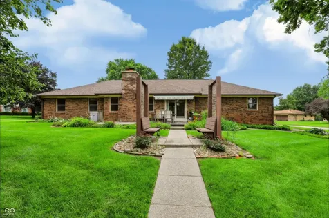 487 Moccosin Road Greenwood IN 46142