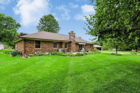 487 Moccosin Road Greenwood IN 46142