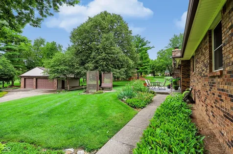 487 Moccosin Road Greenwood IN 46142