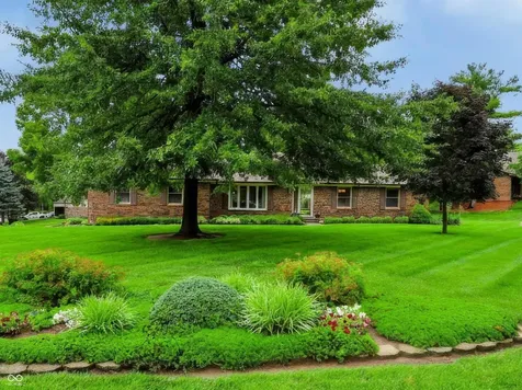 487 Moccosin Road Greenwood IN 46142