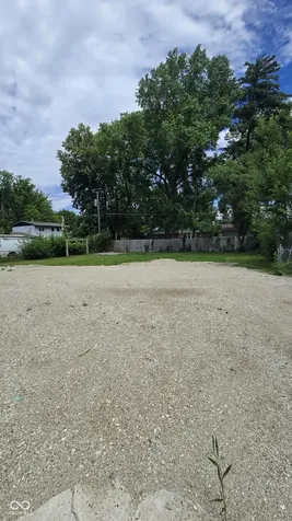 6142 Meadowlark Drive Indianapolis IN 46226