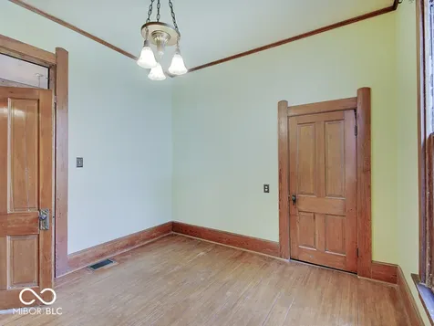 1297 Wayne Street Noblesville IN 46060