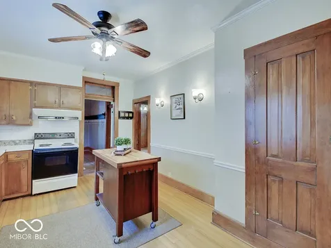 1297 Wayne Street Noblesville IN 46060