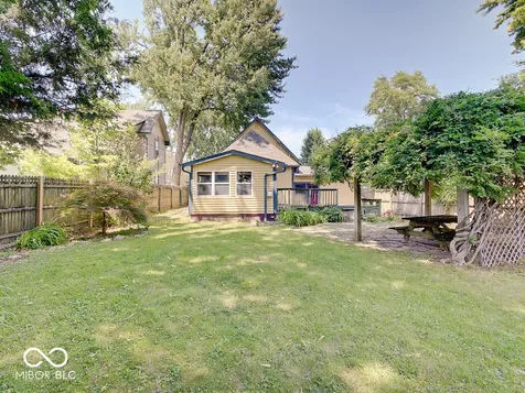 1297 Wayne Street Noblesville IN 46060