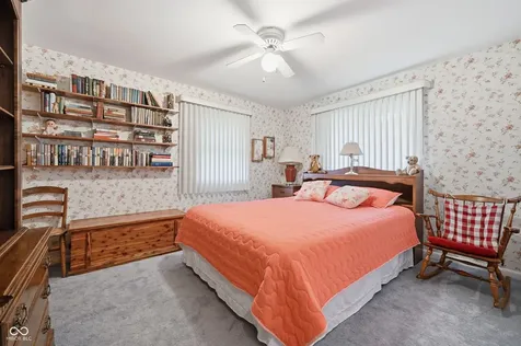 3914 N Lanewood Drive Muncie IN 47304
