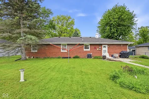 3914 N Lanewood Drive Muncie IN 47304
