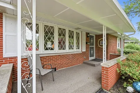 3914 N Lanewood Drive Muncie IN 47304