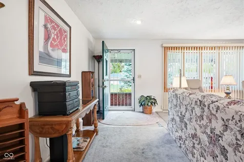 3914 N Lanewood Drive Muncie IN 47304