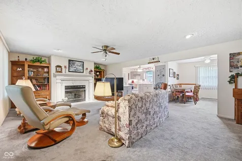 3914 N Lanewood Drive Muncie IN 47304