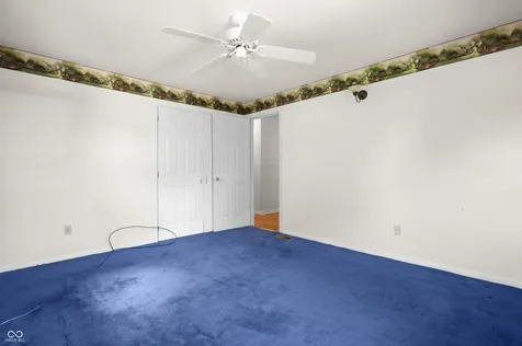 852 Knollwood Drive Columbus IN 47203