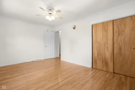 852 Knollwood Drive Columbus IN 47203
