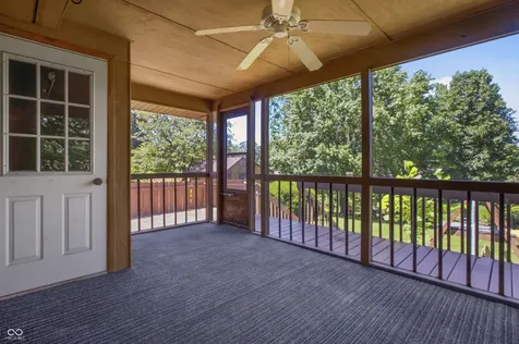852 Knollwood Drive Columbus IN 47203
