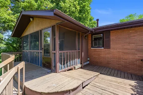 852 Knollwood Drive Columbus IN 47203