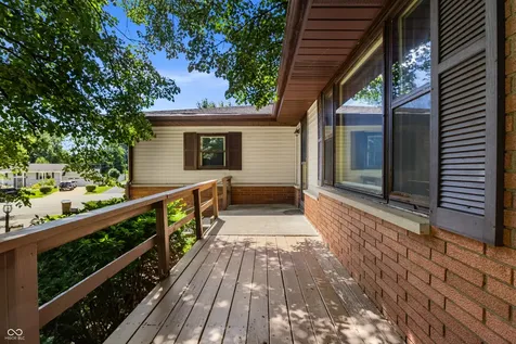 852 Knollwood Drive Columbus IN 47203