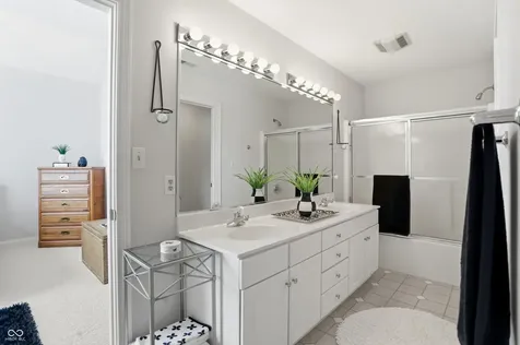 12350 Petalon Trace Fishers IN 46037