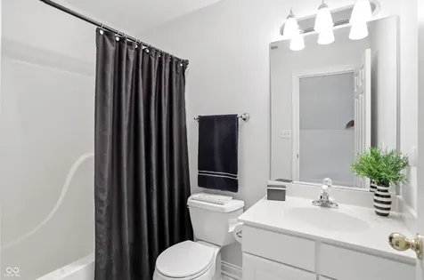 12350 Petalon Trace Fishers IN 46037