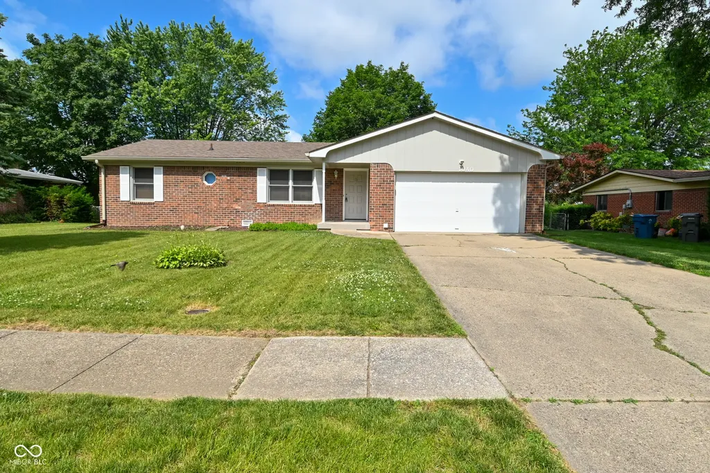 1040 Emory Lane Indianapolis IN 46241
