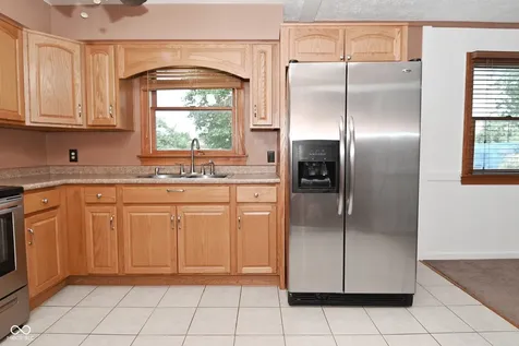 1040 Emory Lane Indianapolis IN 46241