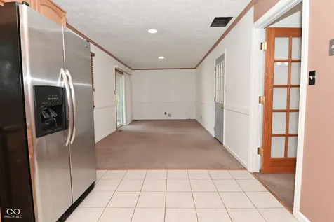1040 Emory Lane Indianapolis IN 46241