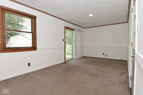 1040 Emory Lane Indianapolis IN 46241