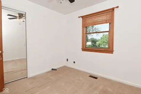 1040 Emory Lane Indianapolis IN 46241