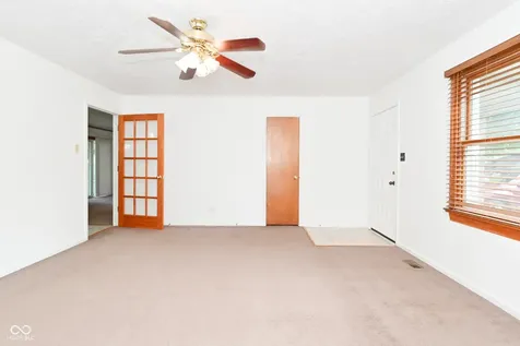 1040 Emory Lane Indianapolis IN 46241