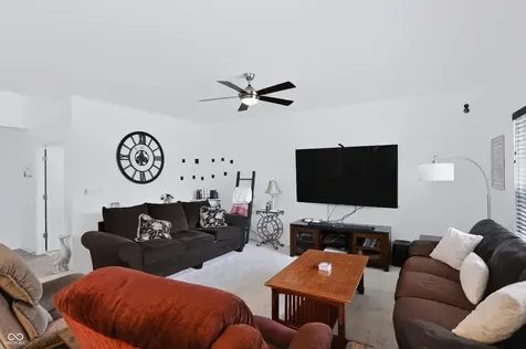7435 Beal Circle Indianapolis IN 46217