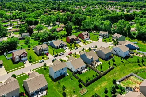 7435 Beal Circle Indianapolis IN 46217