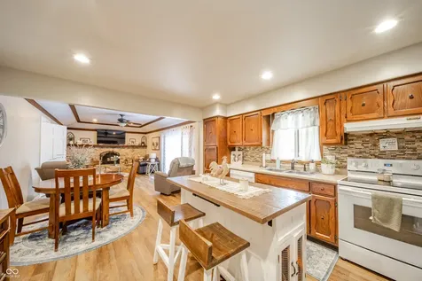 10806 Melissa Ann Drive Avon IN 46234