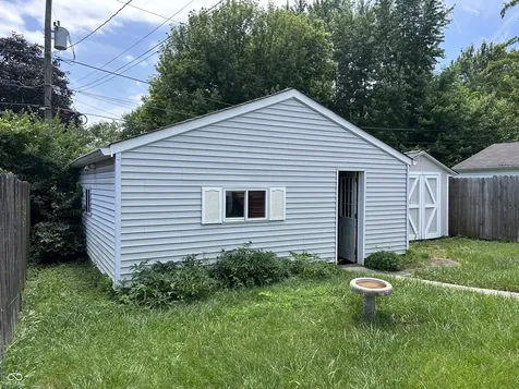 5145 E Walnut Street Indianapolis IN 46219