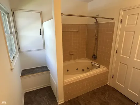 5145 E Walnut Street Indianapolis IN 46219