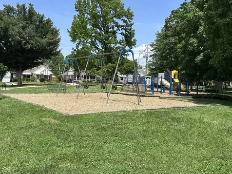 5145 E Walnut Street Indianapolis IN 46219