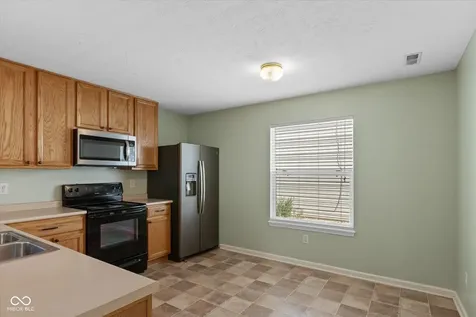 2808 Dawnlake Drive Indianapolis IN 46217