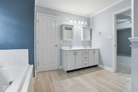 11384 Songbird Lane Fishers IN 46038