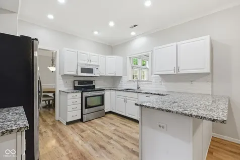 11384 Songbird Lane Fishers IN 46038