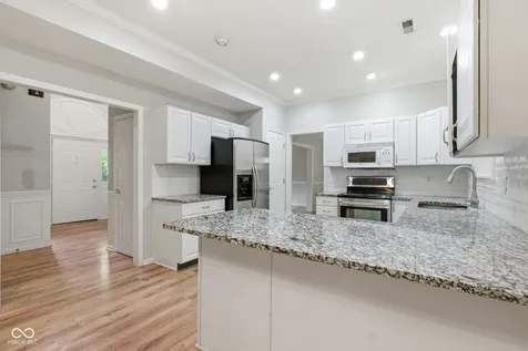 11384 Songbird Lane Fishers IN 46038