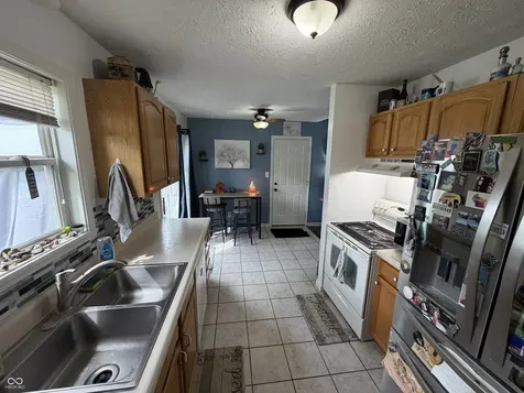 205 Jefferson Coatesville IN 46121