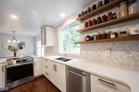 12526 Clearview Lane Indianapolis IN 46236