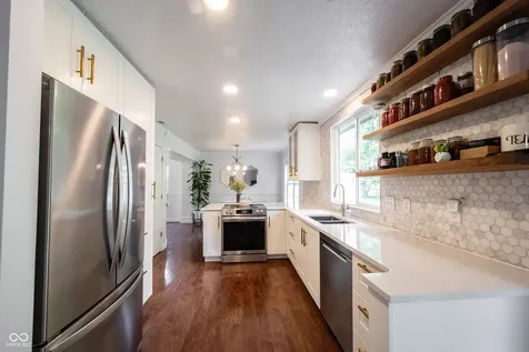 12526 Clearview Lane Indianapolis IN 46236