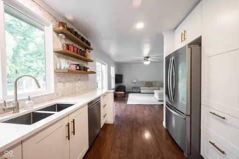 12526 Clearview Lane Indianapolis IN 46236