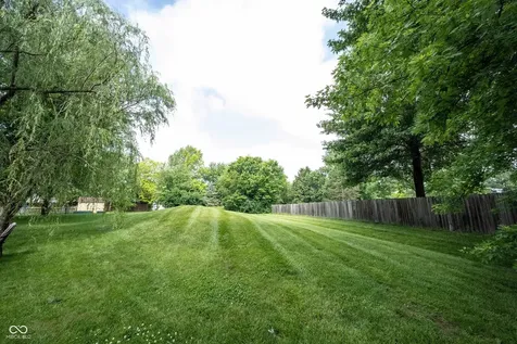 12526 Clearview Lane Indianapolis IN 46236