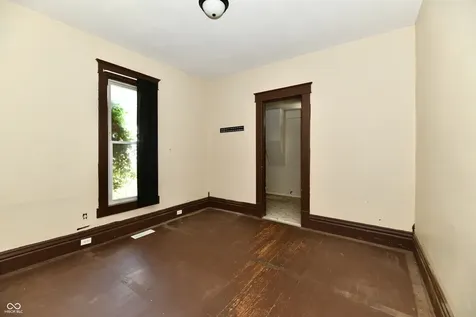 208 E Sherman Street Windfall IN 46076