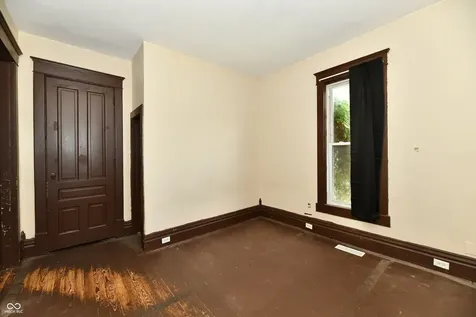 208 E Sherman Street Windfall IN 46076
