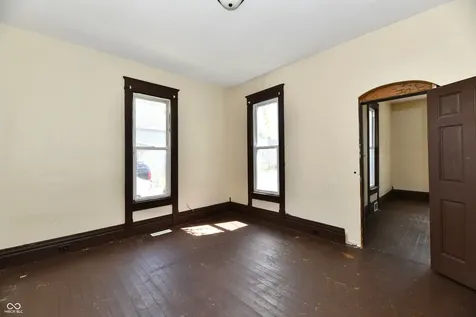 208 E Sherman Street Windfall IN 46076