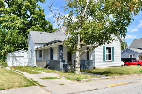 208 E Sherman Street Windfall IN 46076