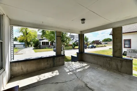208 E Sherman Street Windfall IN 46076