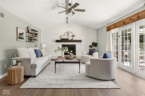 11499 Valley Meadow Drive Zionsville IN 46077