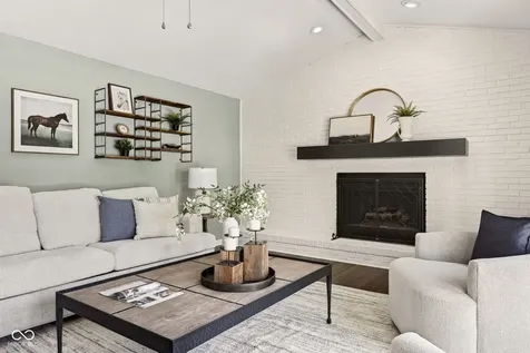 11499 Valley Meadow Drive Zionsville IN 46077