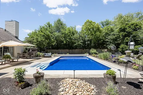 11499 Valley Meadow Drive Zionsville IN 46077