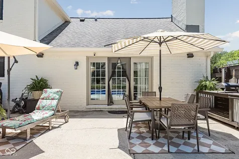 11499 Valley Meadow Drive Zionsville IN 46077